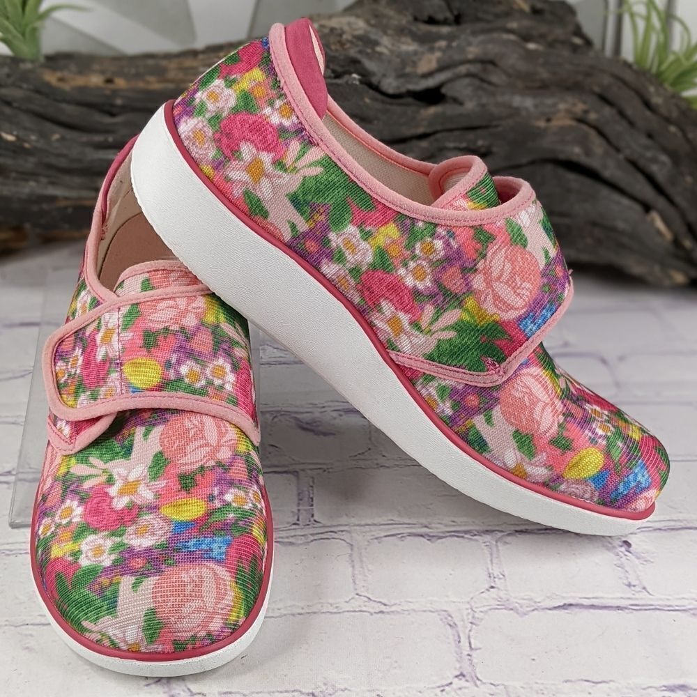 Alegria Spright Chillax Pink Slip-on Shoe